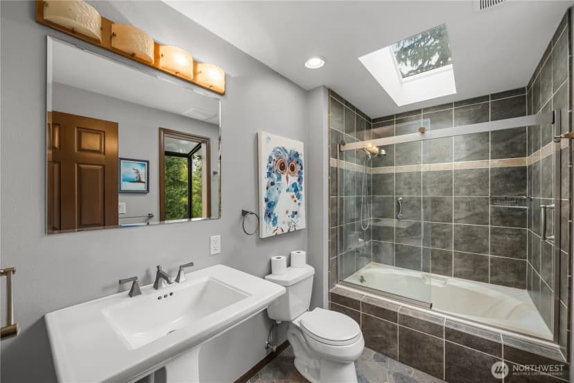 Property photo for 21839 Se 221st Street, Maple Valley photo 14
