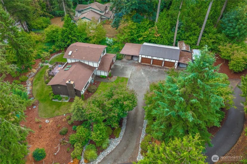 Property photo for 21839 Se 221st Street, Maple Valley photo 2