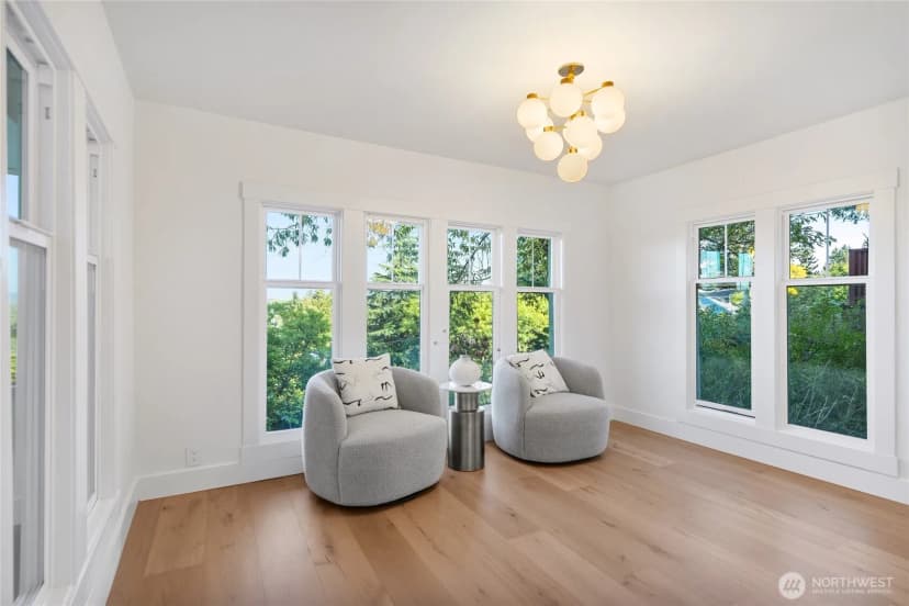 Property photo for 1140 23rd Avenue E, Seattle photo 12