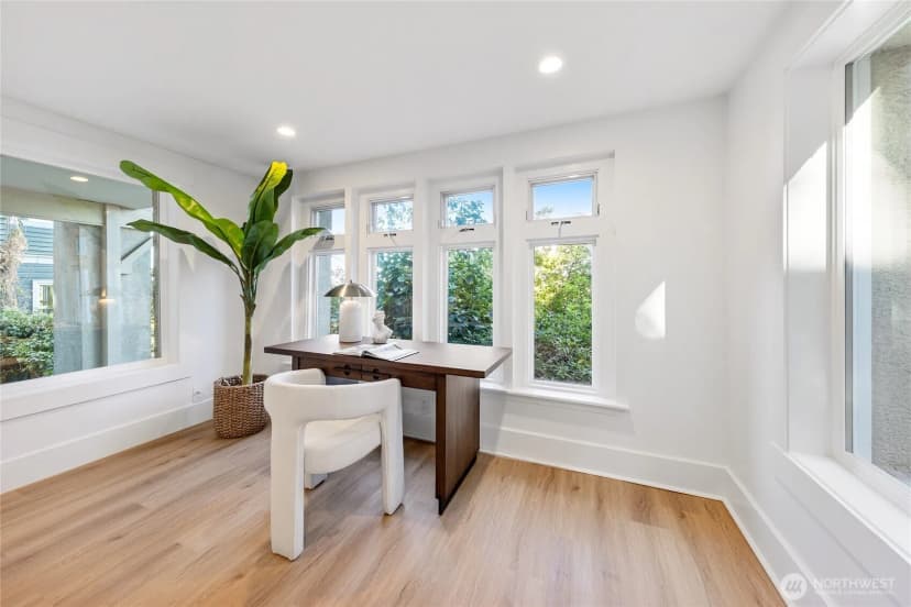Property photo for 1140 23rd Avenue E, Seattle photo 22