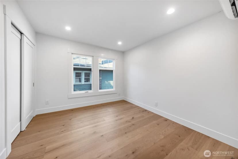 Property photo for 1140 23rd Avenue E, Seattle photo 18