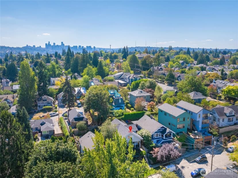 Property photo for 317 Ne 58th Street, Seattle photo 14