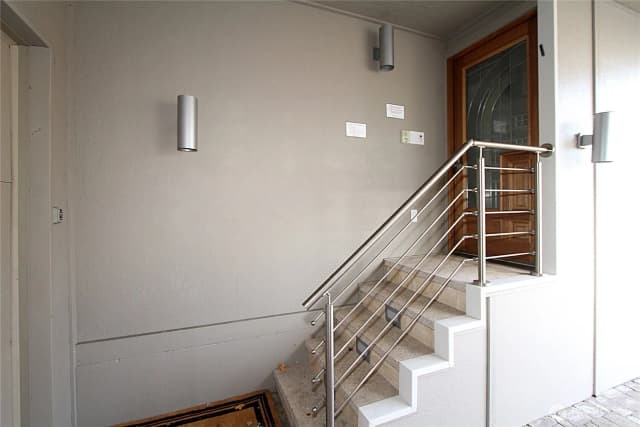 Property photo for 8011 Aurora Avenue N, Seattle photo 5