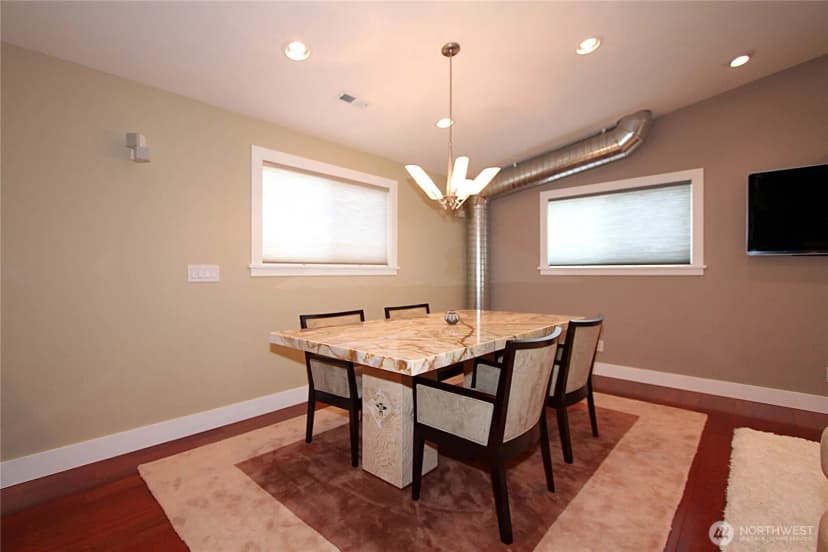 Property photo for 8011 Aurora Avenue N, Seattle photo 8