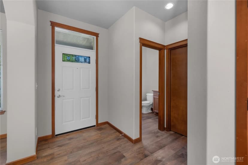 Property photo for 4634 Rochelle Street Se, Lacey photo 11
