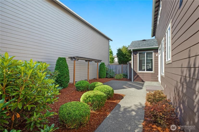 Property photo for 4634 Rochelle Street Se, Lacey photo 32