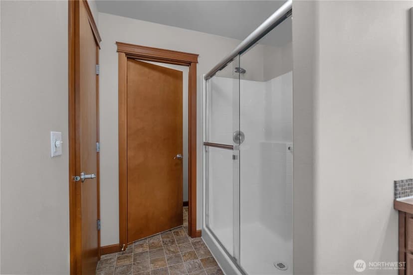 Property photo for 4634 Rochelle Street Se, Lacey photo 29