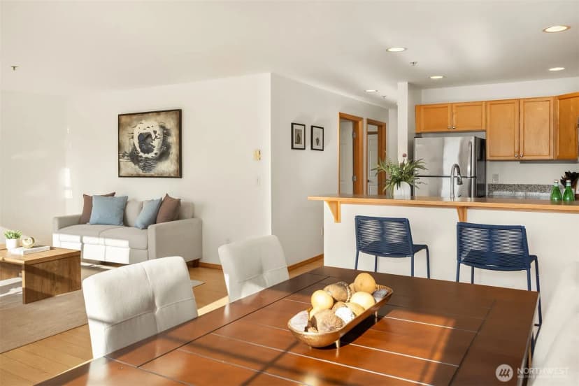Property photo for 432 Ne Ravenna Boulevard #401, Seattle photo 7