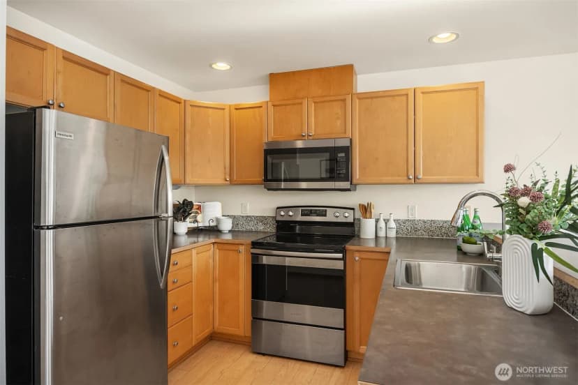 Property photo for 432 Ne Ravenna Boulevard #401, Seattle photo 10