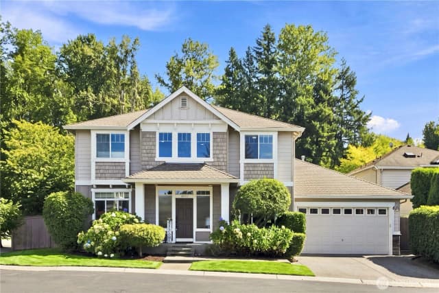 Property photo for 18001 81st Lane Ne, Kenmore
