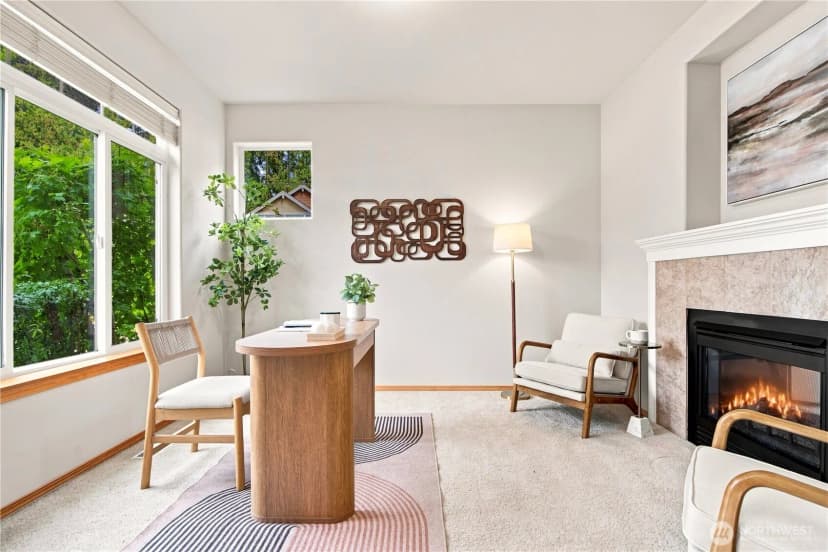 Property photo for 18001 81st Lane Ne, Kenmore photo 3
