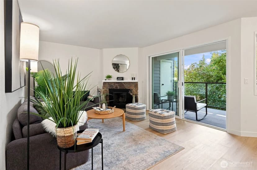 Property photo for 4187 W Lake Sammamish Parkway Se #b207, Bellevue photo 7