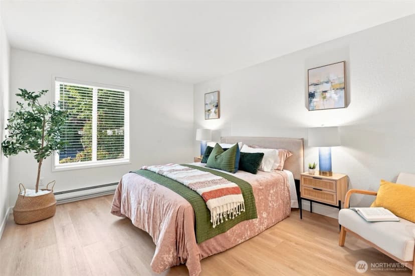 Property photo for 4187 W Lake Sammamish Parkway Se #b207, Bellevue photo 16