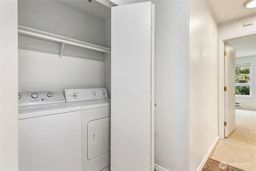 Property photo for 2805 Ne 125th Street #204, Seattle photo 11