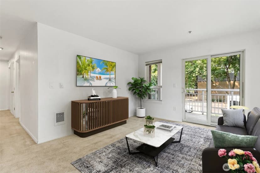 Property photo for 2805 Ne 125th Street #204, Seattle photo 3