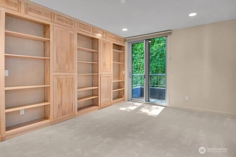 Property photo for 1374 Alki Avenue Sw #400, Seattle photo 15