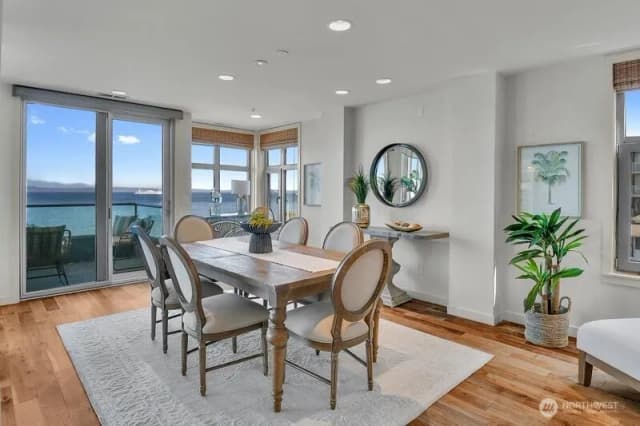 Property photo for 1374 Alki Avenue Sw #400, Seattle photo 4