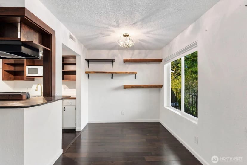 Property photo for 14010 Juanita Drive Ne #c6, Kirkland photo 31
