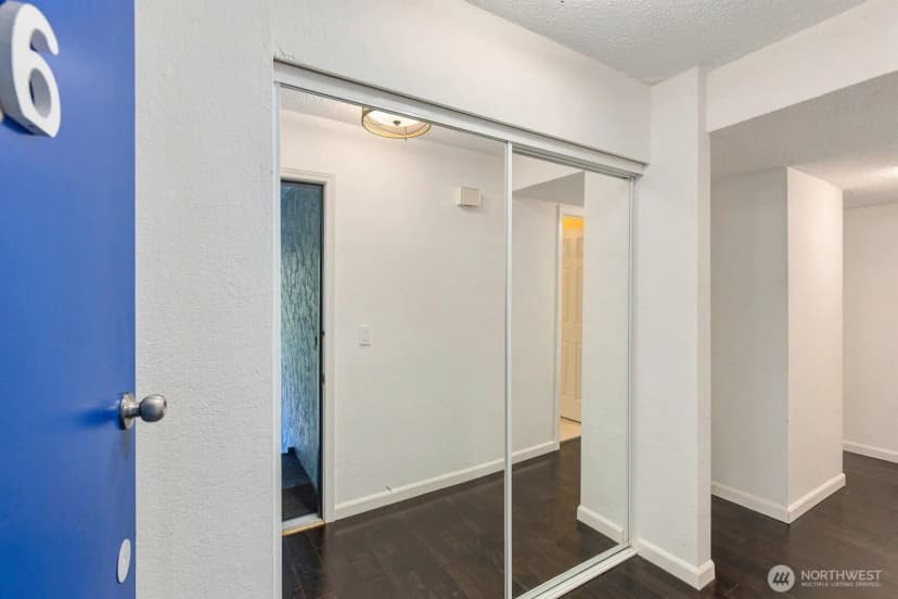 Property photo for 14010 Juanita Drive Ne #c6, Kirkland photo 16