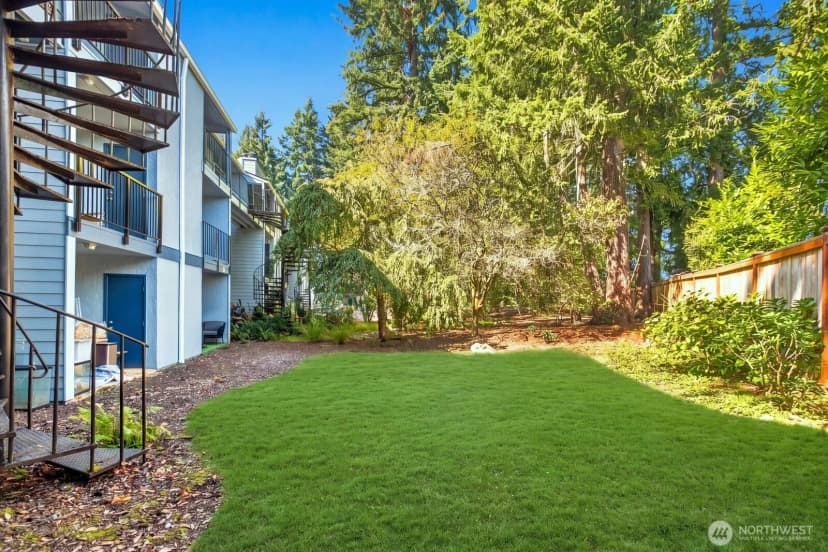 Property photo for 14010 Juanita Drive Ne #c6, Kirkland photo 29