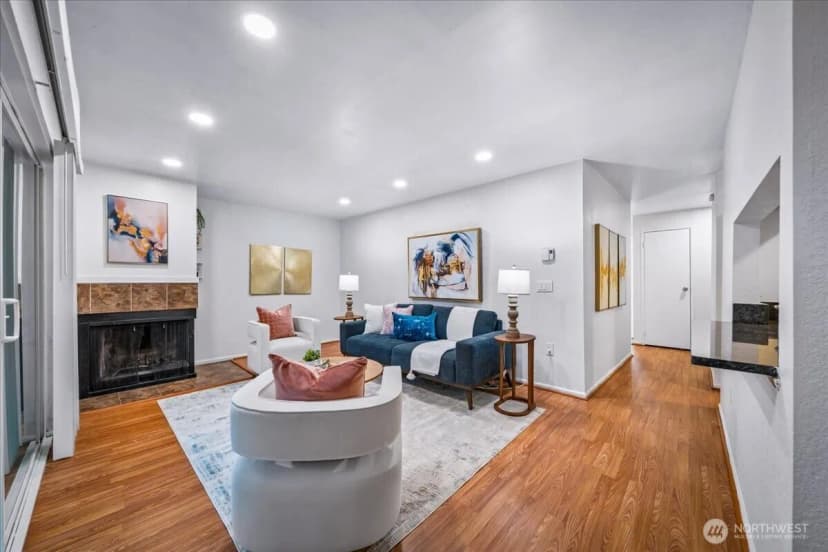 Property photo for 14620 Ne 35th Street #106, Bellevue photo 6