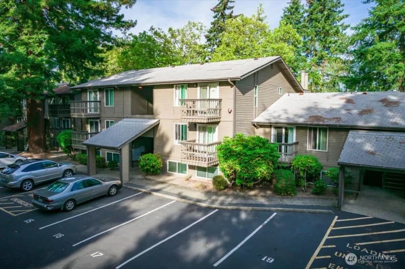 Property photo for 14620 Ne 35th Street #106, Bellevue photo 29
