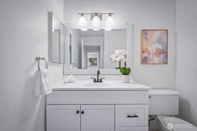 Property photo for 14620 Ne 35th Street #106, Bellevue photo 21
