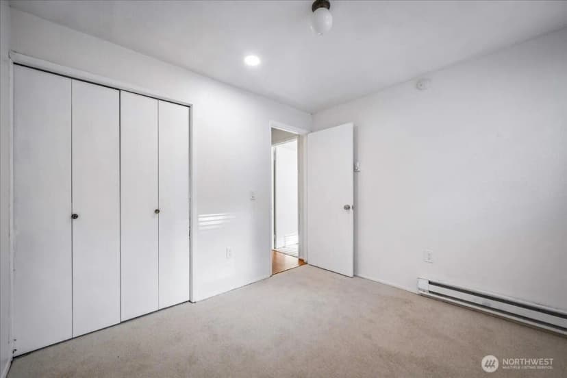 Property photo for 14620 Ne 35th Street #106, Bellevue photo 23