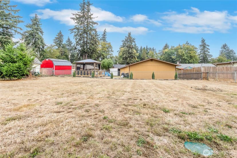 Property photo for 117 176th St E, Spanaway photo 5