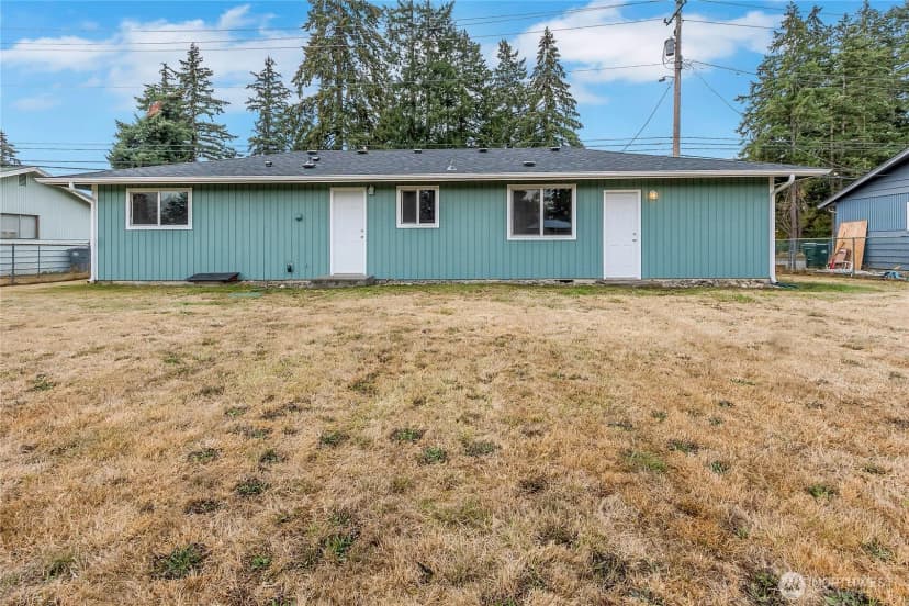 Property photo for 117 176th St E, Spanaway photo 4