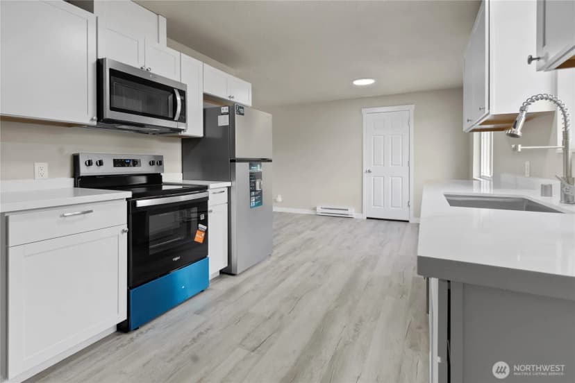 Property photo for 117 176th St E, Spanaway photo 10
