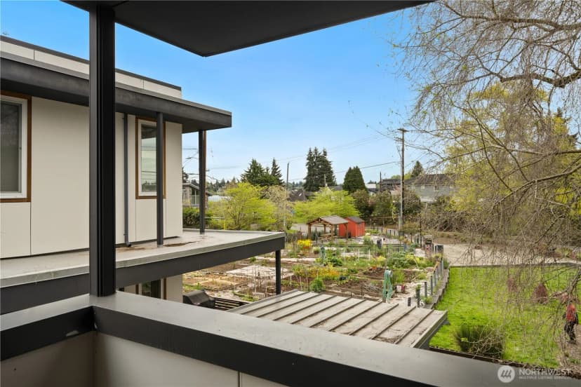 Property photo for 4440 Renton Avenue S, Seattle photo 23