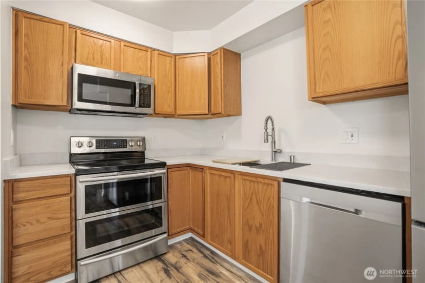 Property photo for 8905 Meridian Place Ne #100, Lake Stevens photo 13