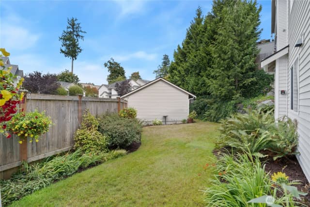 Property photo for 8905 Meridian Place Ne #100, Lake Stevens photo 4