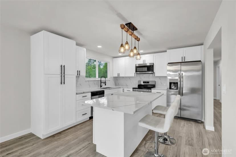 Property photo for 20001 2 208th Avenue Se, Renton