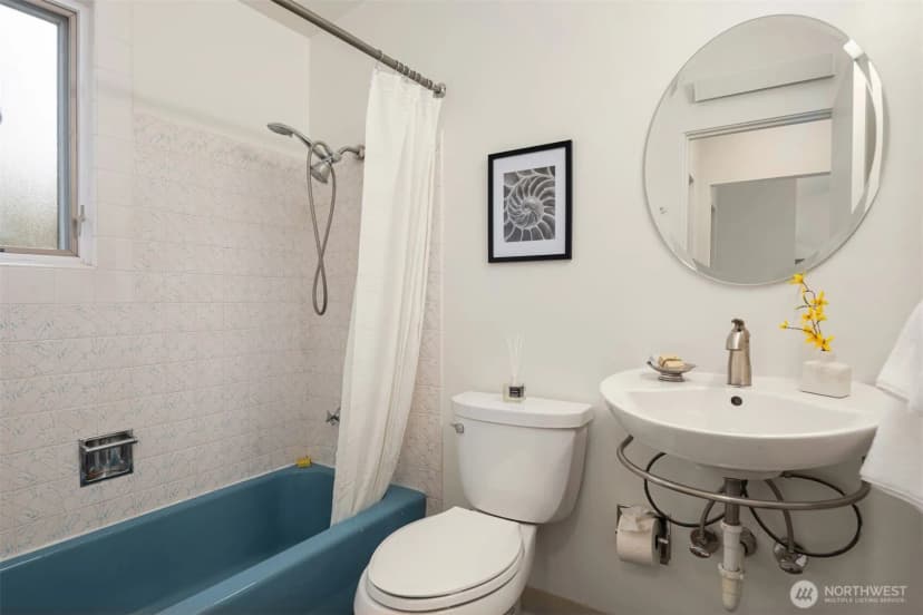 Property photo for 1519 5th Ave W #5, Seattle photo 8