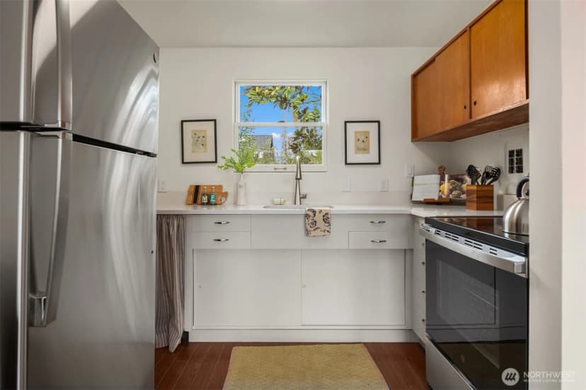 Property photo for 1519 5th Ave W #5, Seattle photo 6