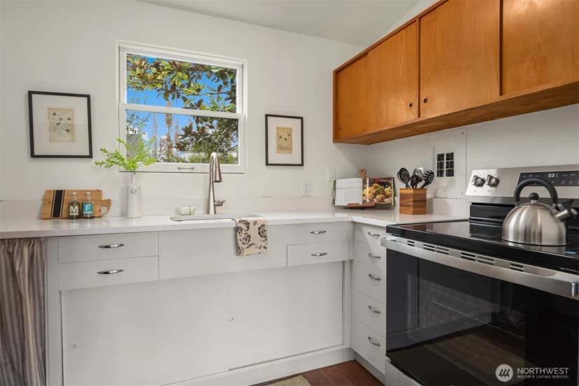 Property photo for 1519 5th Ave W #5, Seattle photo 7