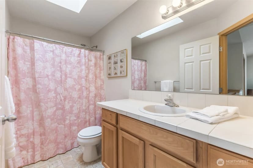 Property photo for 18311 96th Avenue E, Puyallup photo 14
