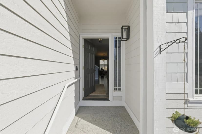 Property photo for 28116 225th Pl Se, Maple Valley photo 2