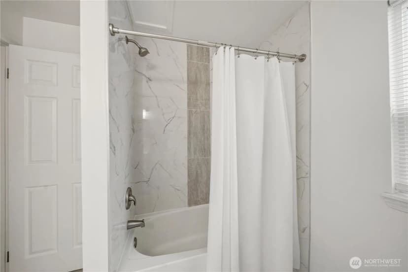 Property photo for 535 Morris Avenue S, Renton photo 20