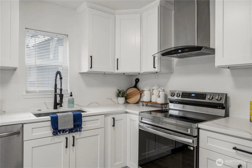 Property photo for 535 Morris Avenue S, Renton photo 9