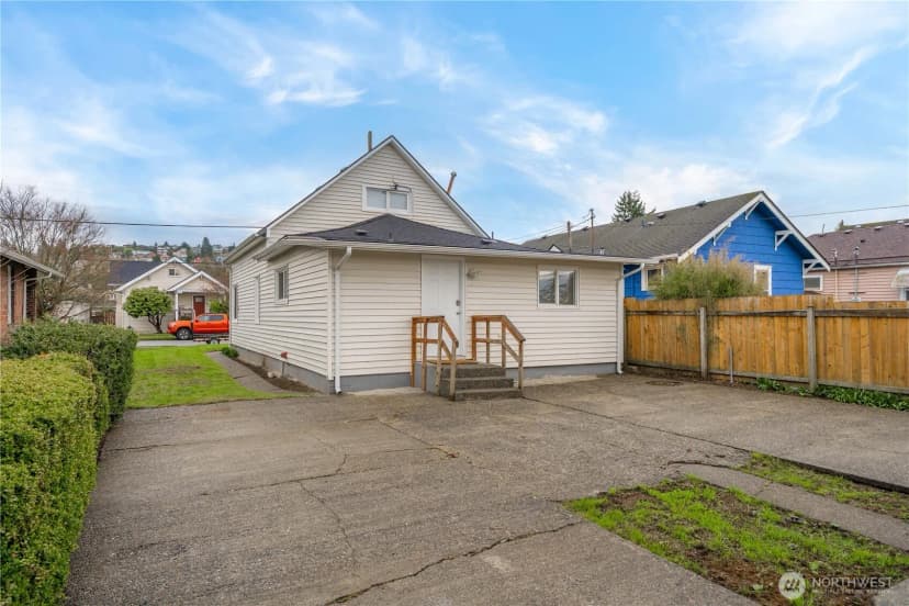 Property photo for 535 Morris Avenue S, Renton photo 21