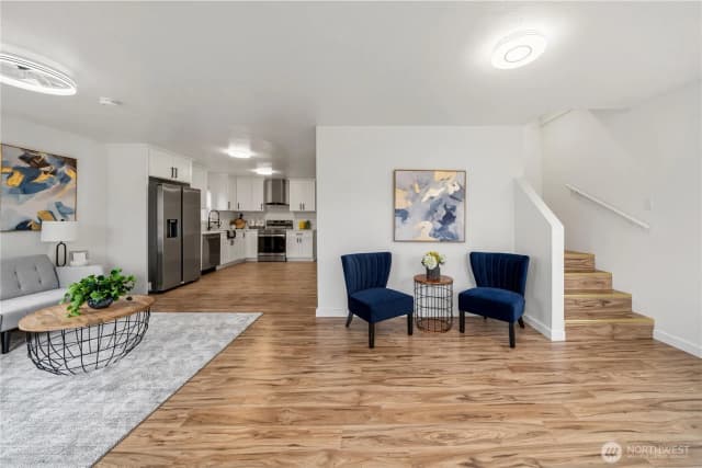 Property photo for 535 Morris Avenue S, Renton photo 4