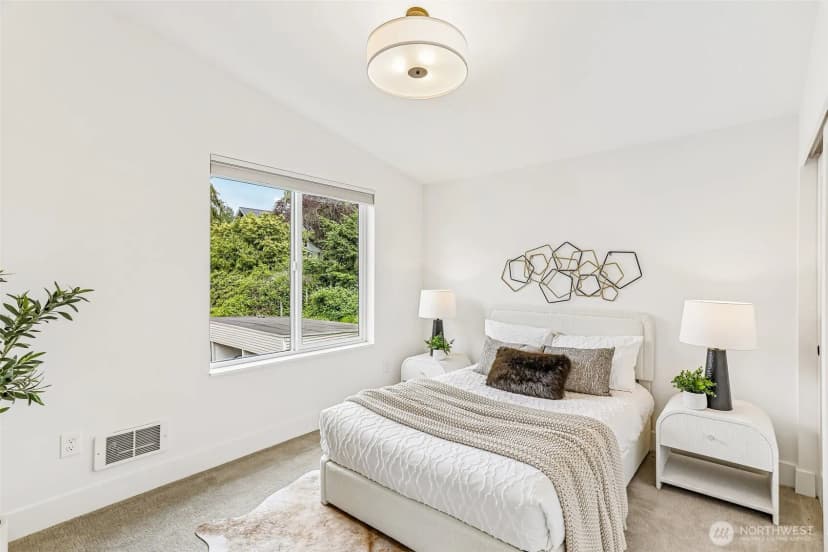 Property photo for 4128 3rd Avenue Nw, Seattle photo 27