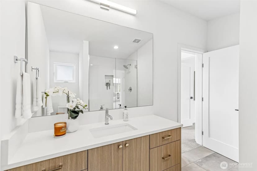 Property photo for 4128 3rd Avenue Nw, Seattle photo 29