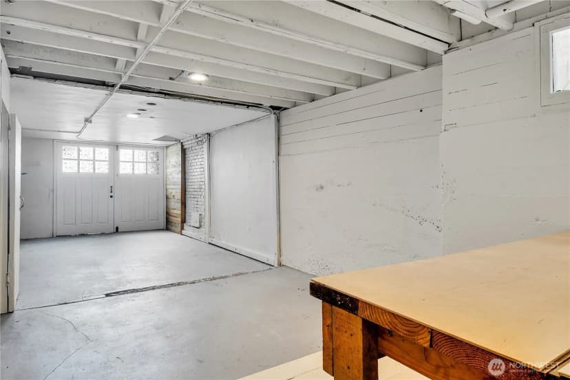Property photo for 1916 11th Avenue W, Seattle photo 18
