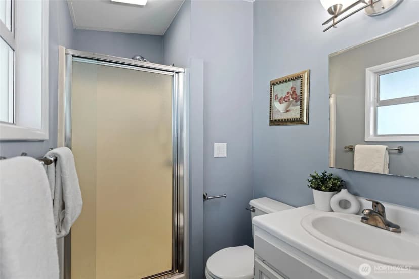 Property photo for 16318 Se Newport Way, Bellevue photo 21