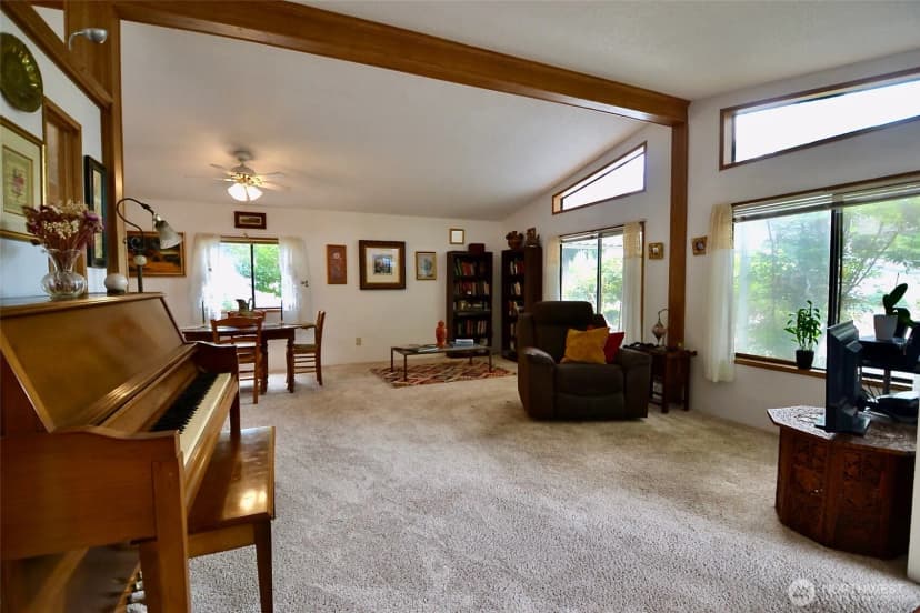 Property photo for 5250 College Street Se #28, Lacey photo 9
