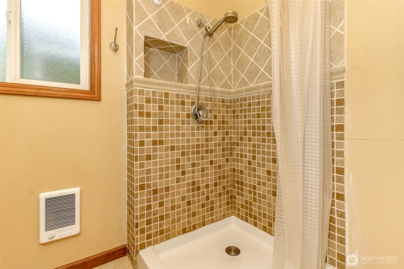 Property photo for 5948 Glenmore Drive Se, Olympia photo 34
